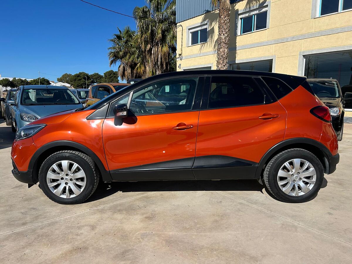 RENAULT CAPTUR ENERGY LUX 1.2 TCE AUTO SPANISH LHD IN SPAIN 75000 MILES 2015
